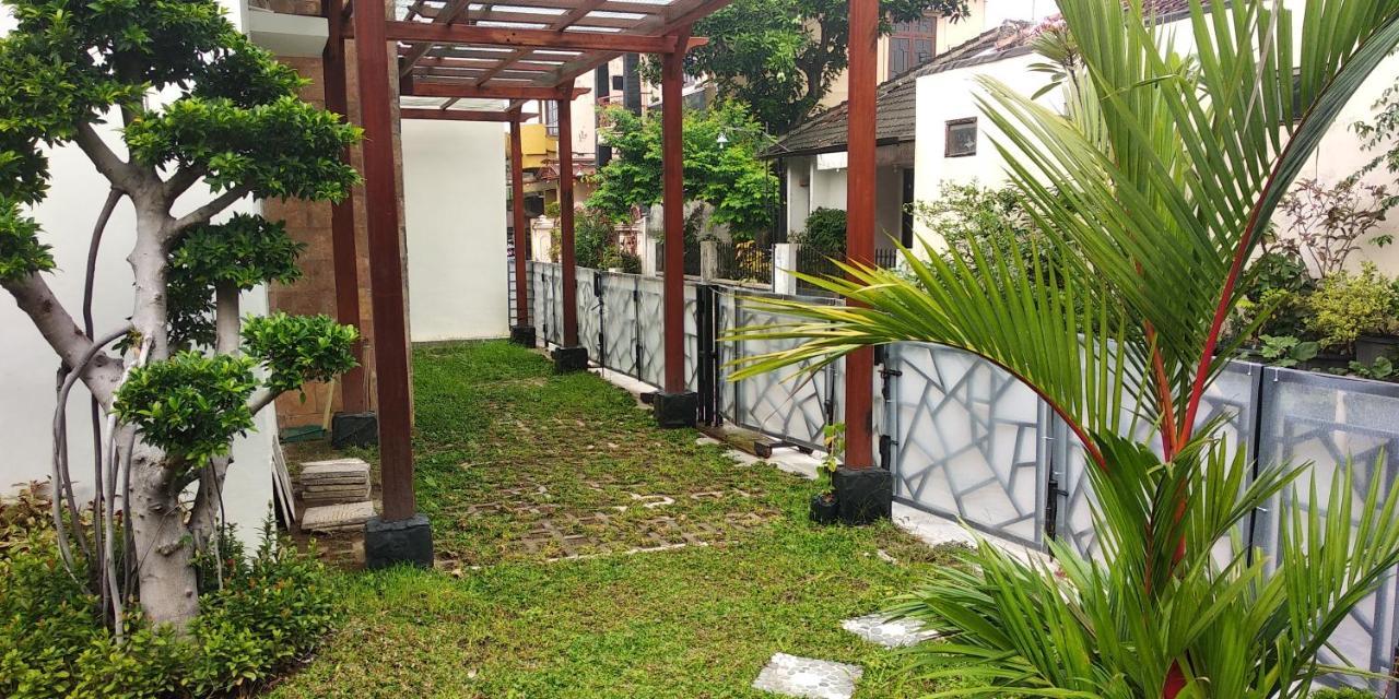 Omah Inap D24 Syariah Near Universitas Aisyiah Yogyakarta Mitra Reddoorz Sleman  Exteriér fotografie